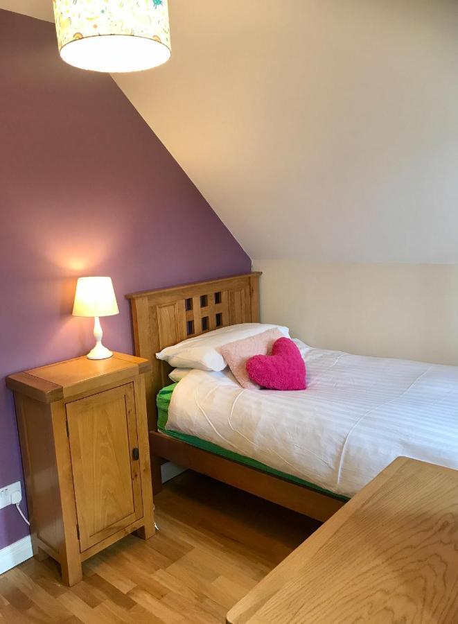 Red Deer Cosy Apartment In Letterfrack Connemara Экстерьер фото
